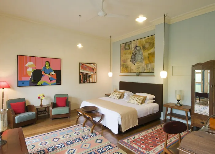 23 Love Lane Hotel